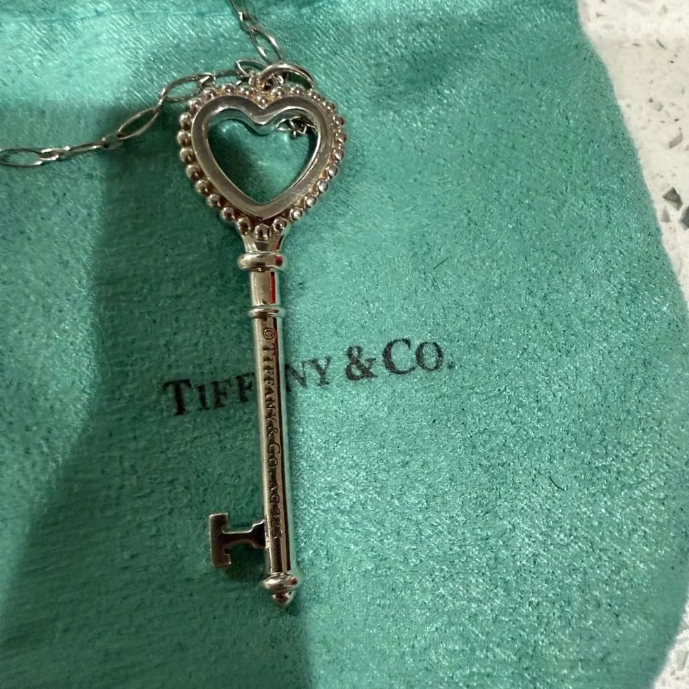 Authentic Tiffany & Co Silver and Enamel Beaded Key Necklace - Picture 3 of 7